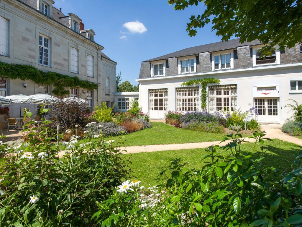 Hotel Mileade Le Domaine De La Blairie - Saumur Saint-Martin-de-la-Place Ngoại thất bức ảnh