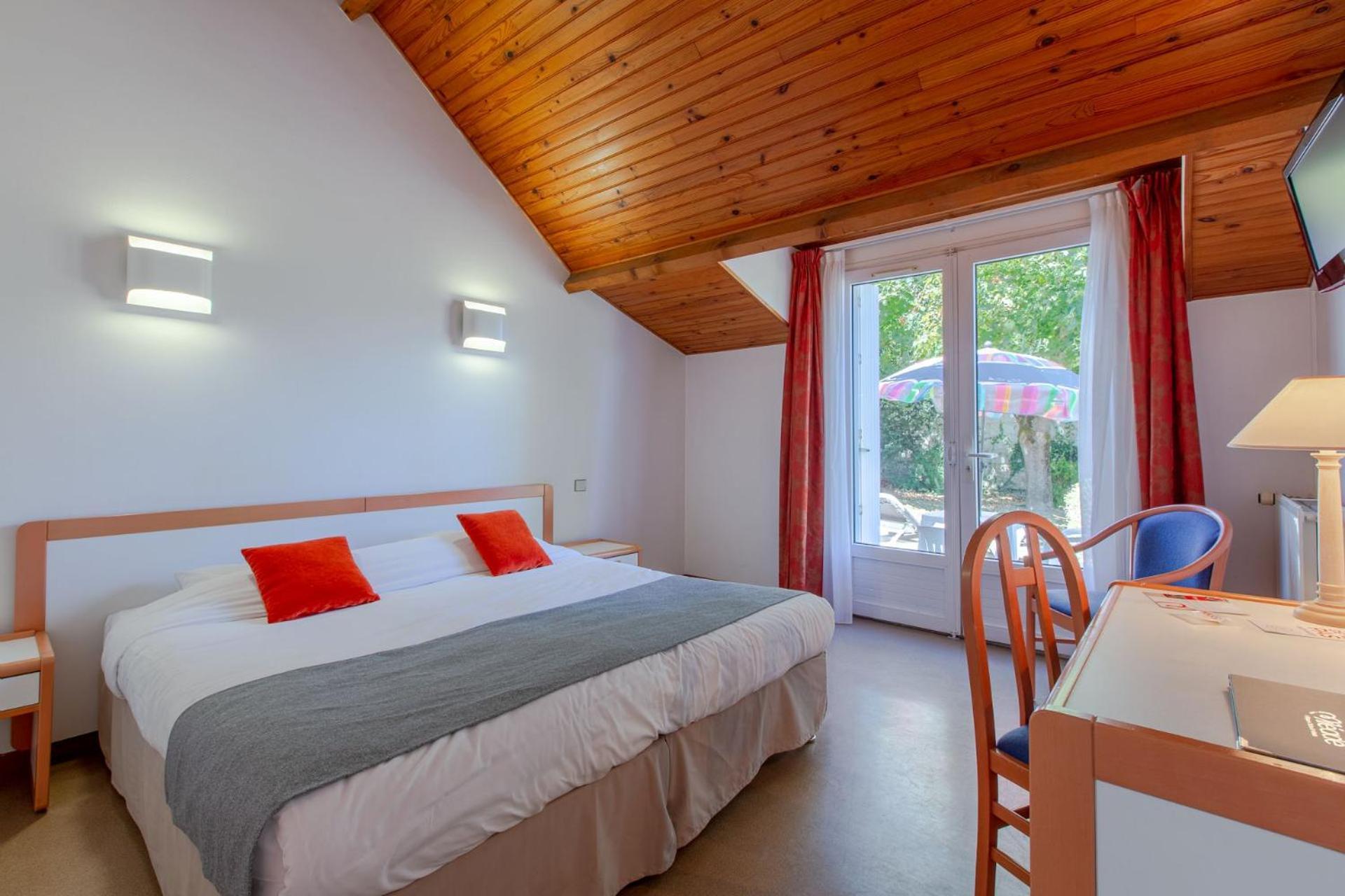 Hotel Mileade Le Domaine De La Blairie - Saumur Saint-Martin-de-la-Place Ngoại thất bức ảnh