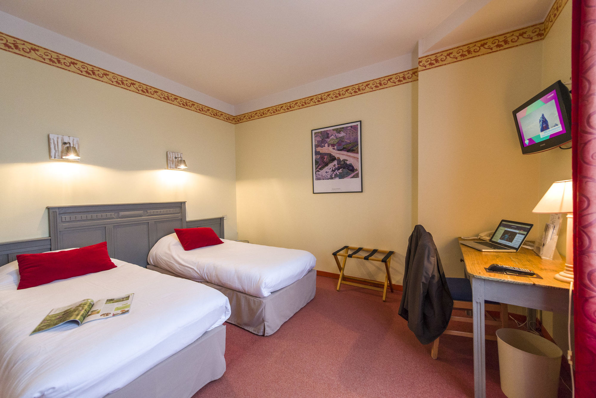 Hotel Mileade Le Domaine De La Blairie - Saumur Saint-Martin-de-la-Place Ngoại thất bức ảnh