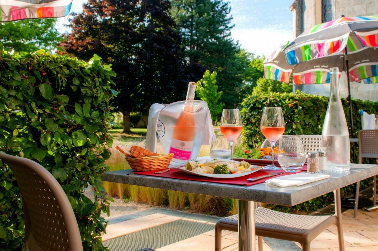 Hotel Mileade Le Domaine De La Blairie - Saumur Saint-Martin-de-la-Place Ngoại thất bức ảnh